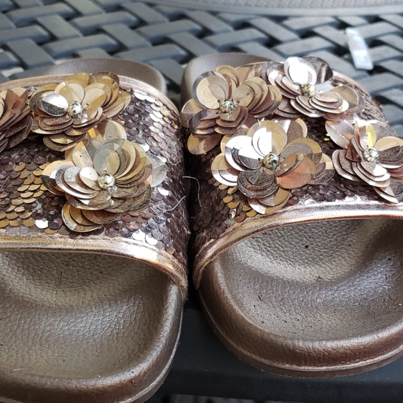 Steve Madden Nellie Flat Mule - Picture 4 of 8